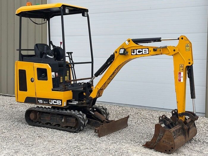 2018 JCB 15C-1 Mini Excavator - front view