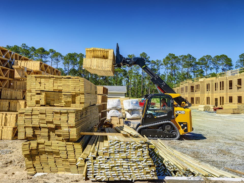 2025 JCB 2TS-7T - control and cab detail