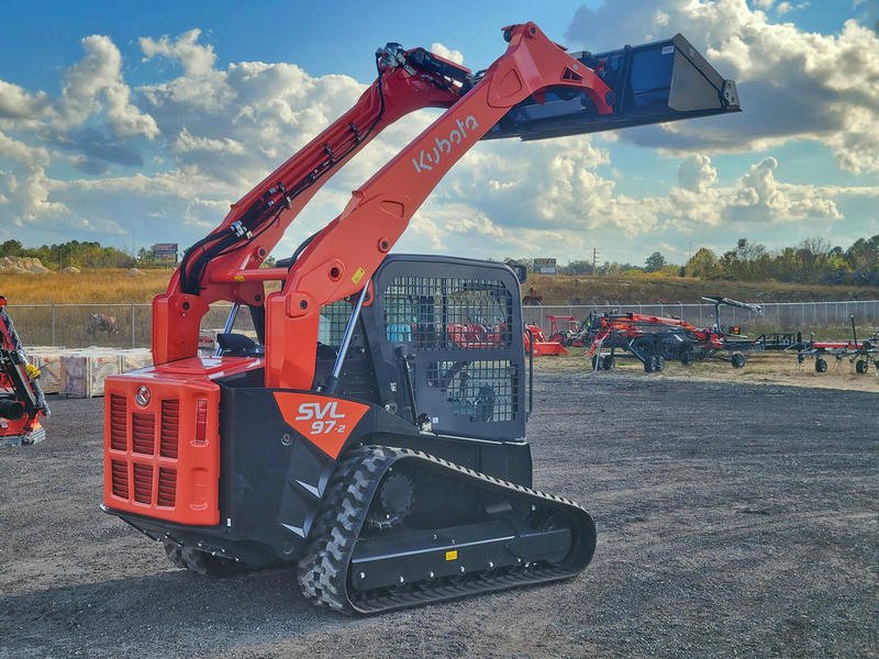 Kubota SVL97-2 - frame and coupler detail