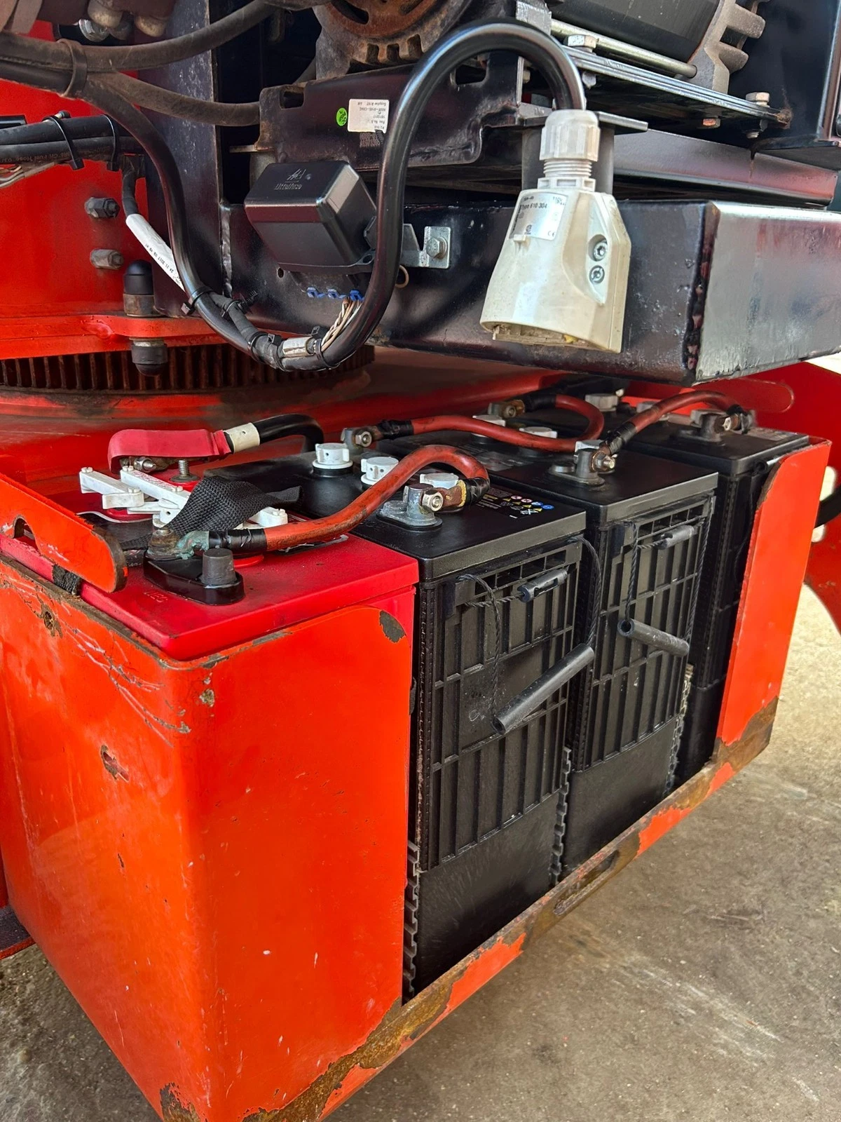 Nifty HR21 Hybrid Boom Lift, Cherry Picker, Scissor Lift, Skyjack, Genie, JLG - close-up detail 2