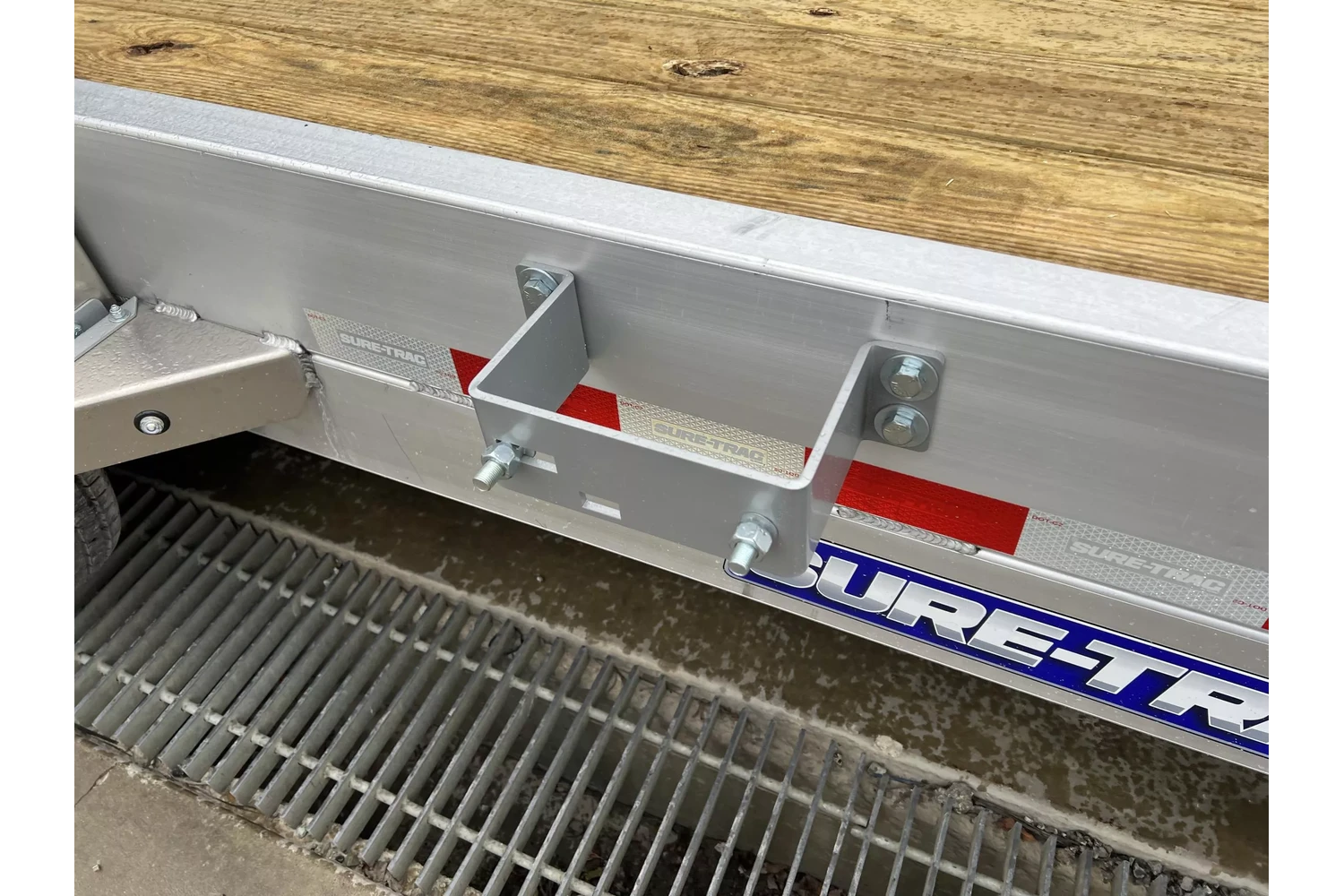 2026 Sure-Trac 7x22 14000# Aluminum Tilt Trailer - undercarriage detail 2