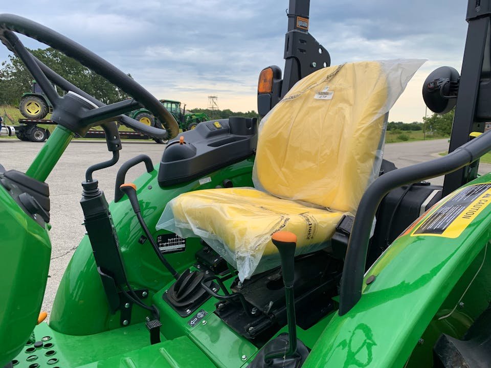 2024 John Deere 5050E - three-quarter view 2