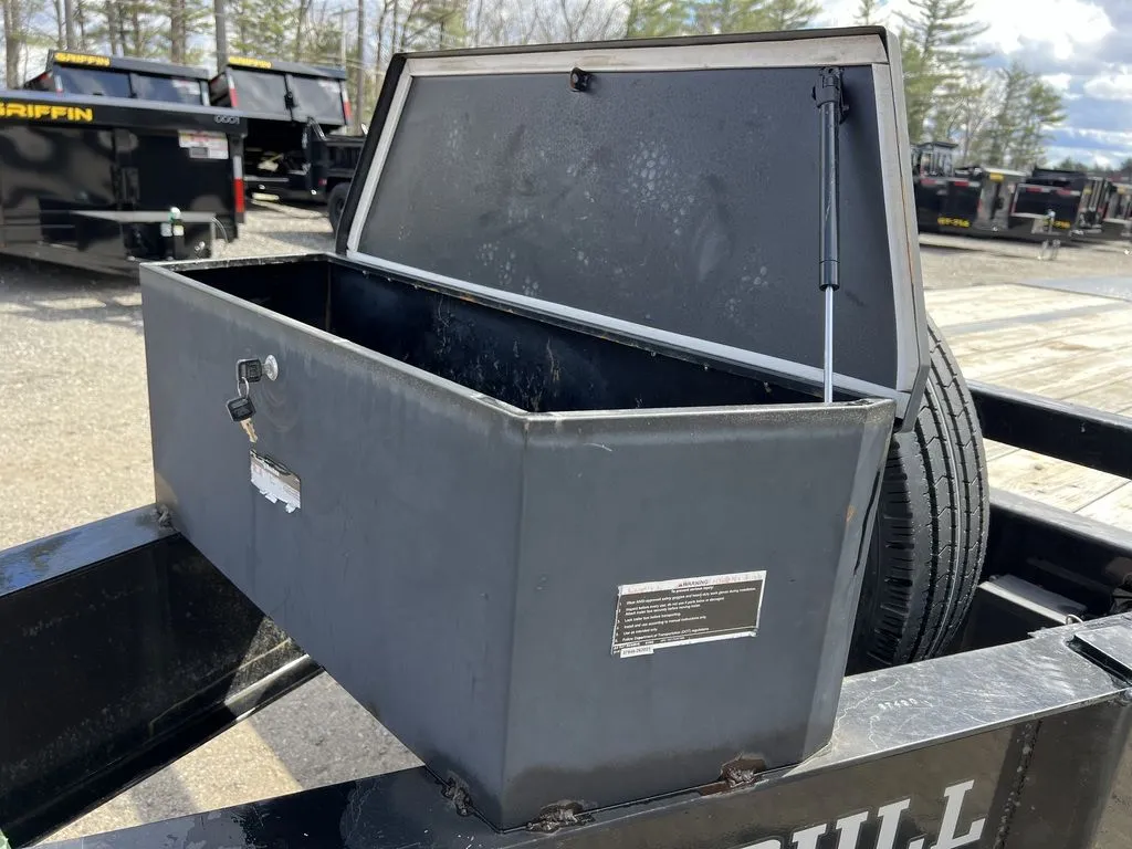 2022 Iron Bull Trailers 8.5×25 22K Deckover Equipment Hauler w/Rampage Ramps