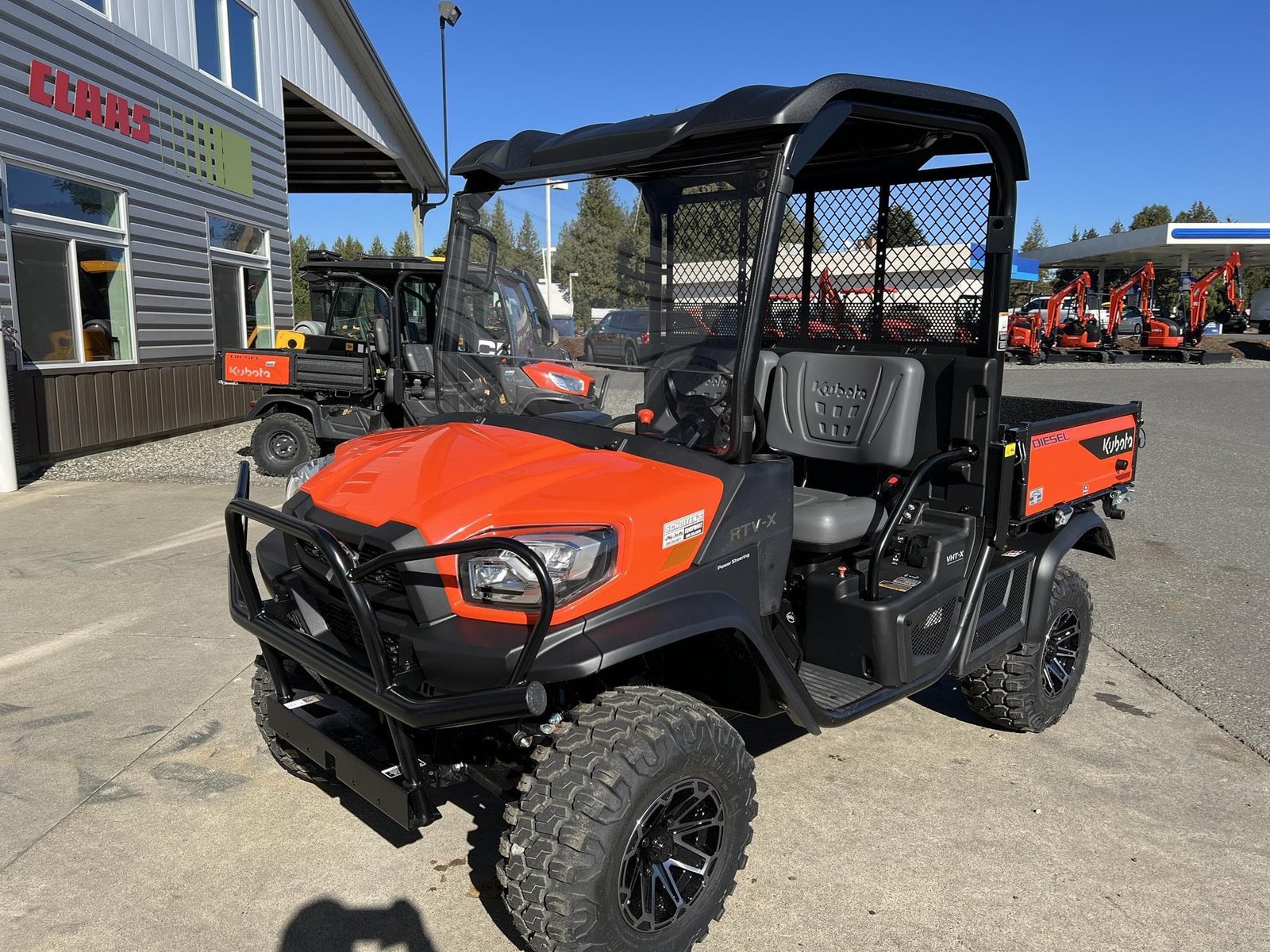 2025 Kubota RTV-X - side view