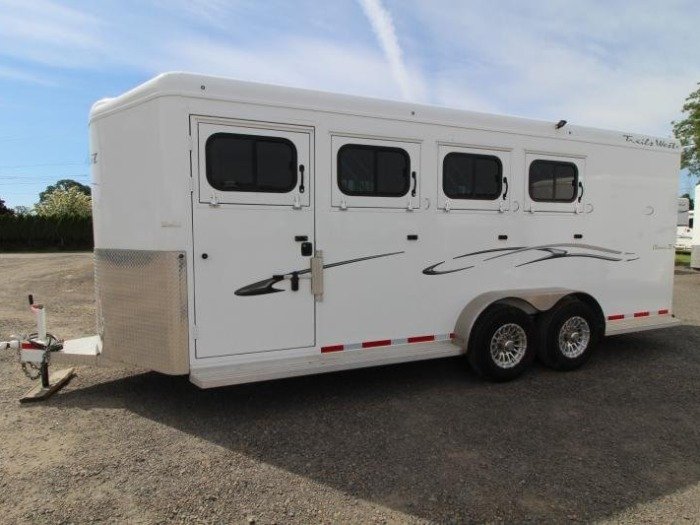 2019 Trails West Manufacturing Classic II 4 Horse Trailer