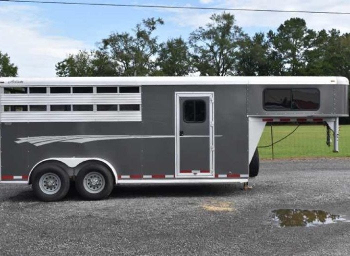 2018 Adam 7304GN 3 Horse Trailer