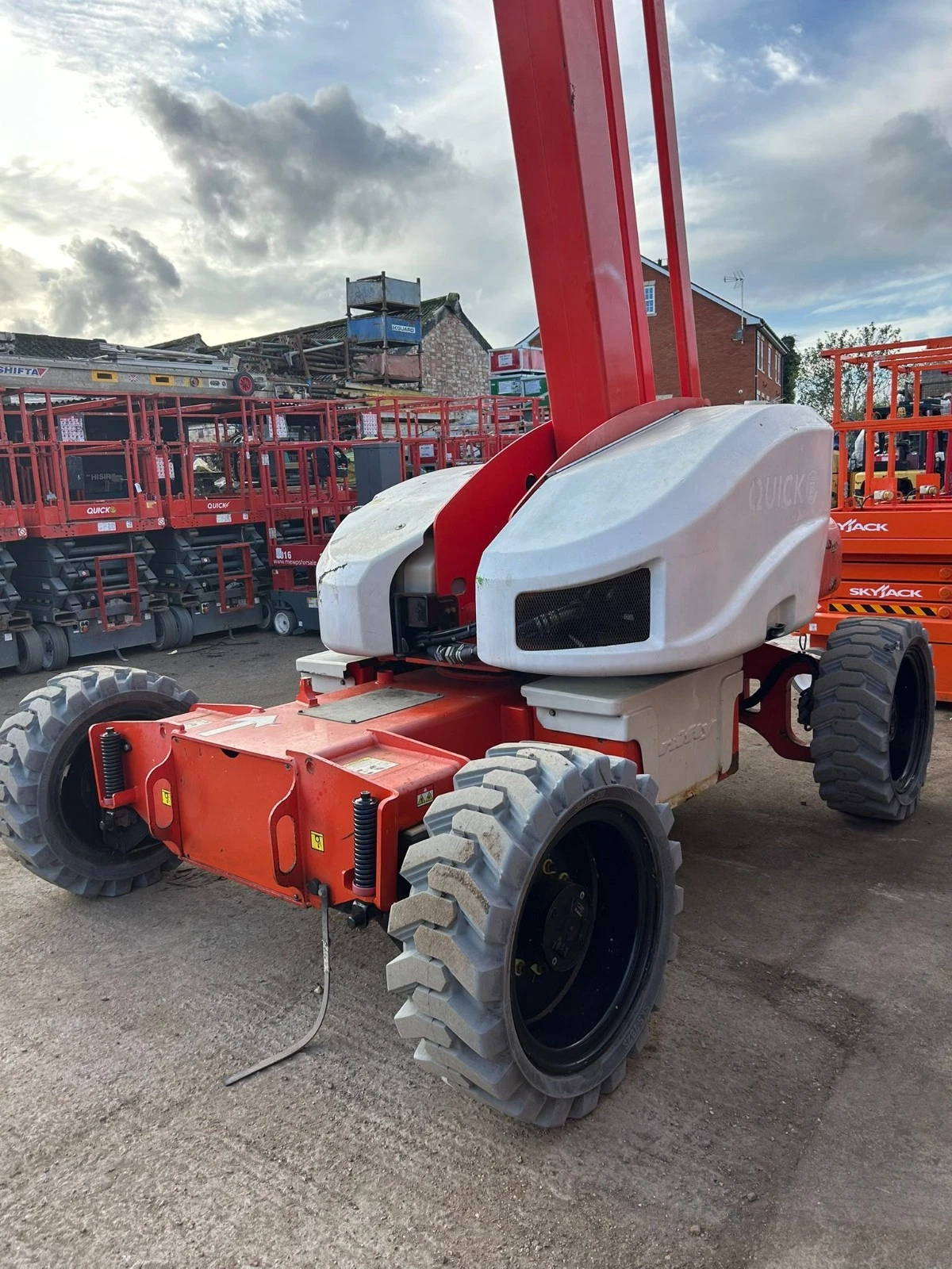 Nifty HR21 Hybrid Boom Lift, Cherry Picker, Scissor Lift, Skyjack, Genie, JLG - rear view