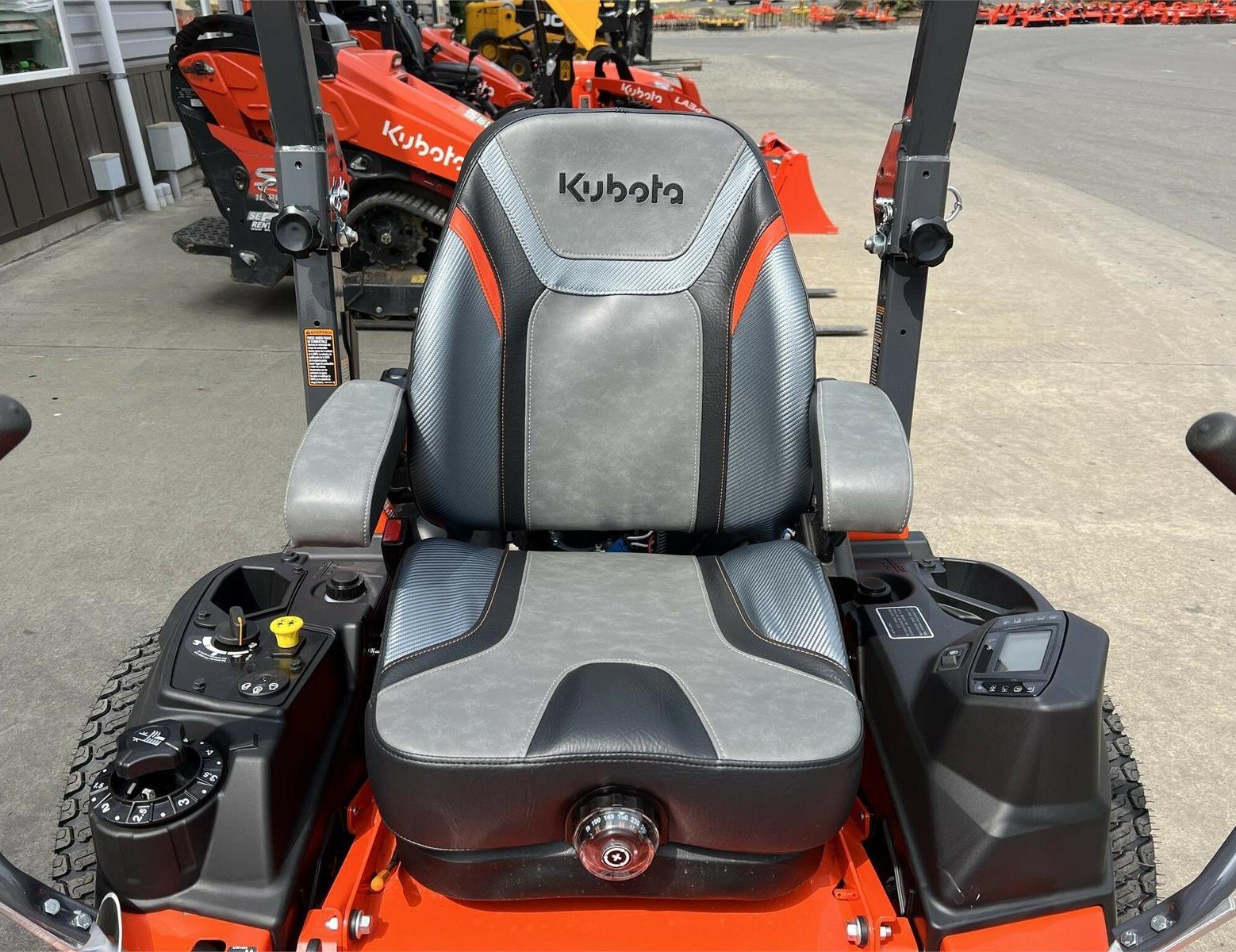 Kubota Z781i Lawn Mower - close-up detail