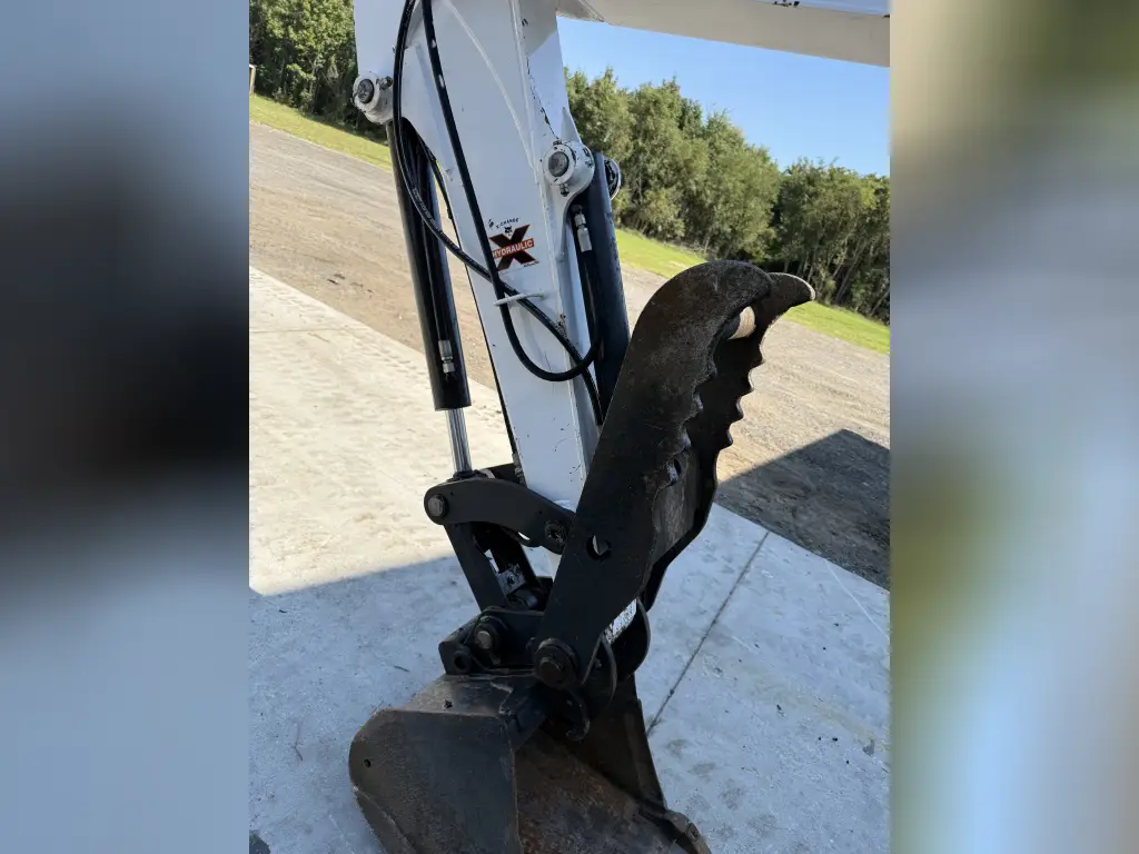 Used 2020 Bobcat Excavators E45 - undercarriage detail