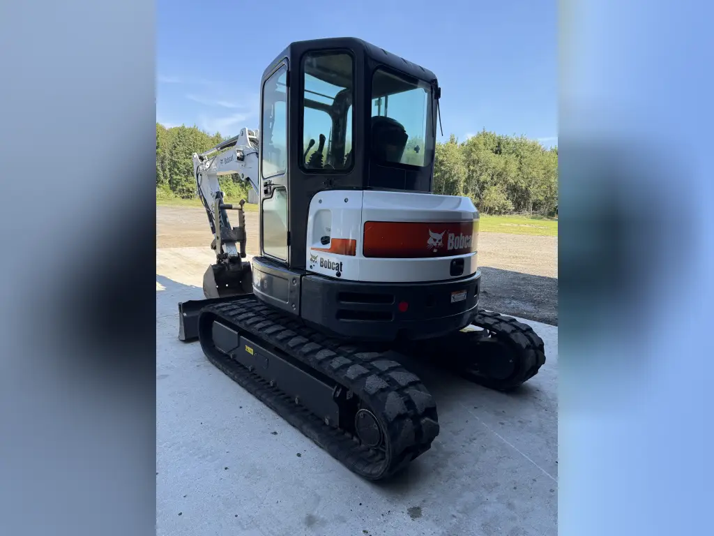 Used 2020 Bobcat Excavators E45 - close-up detail 2