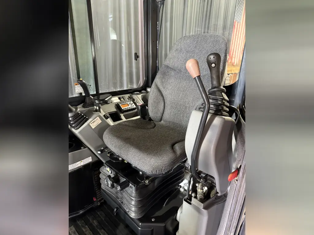 Used 2020 Bobcat Excavators E45 - side view 2
