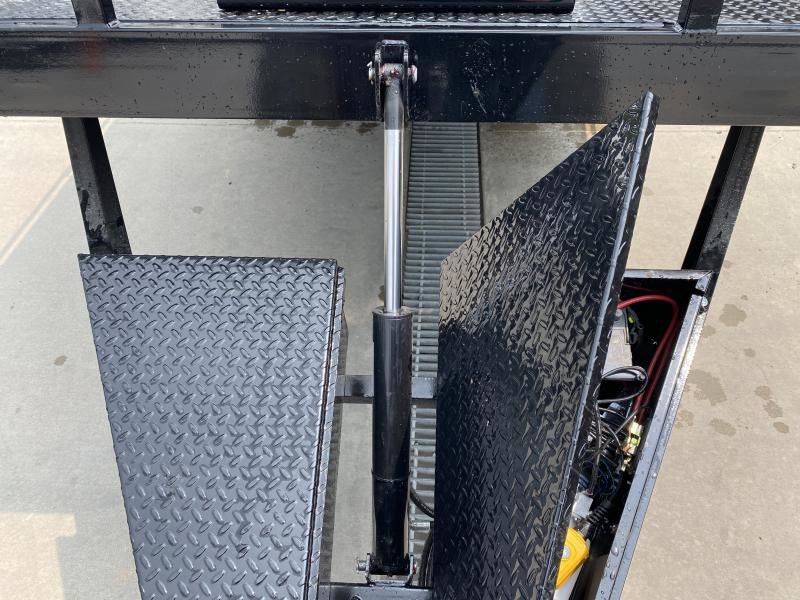 2025 H and H Trailer 14000 GVW Car Hauler - undercarriage detail