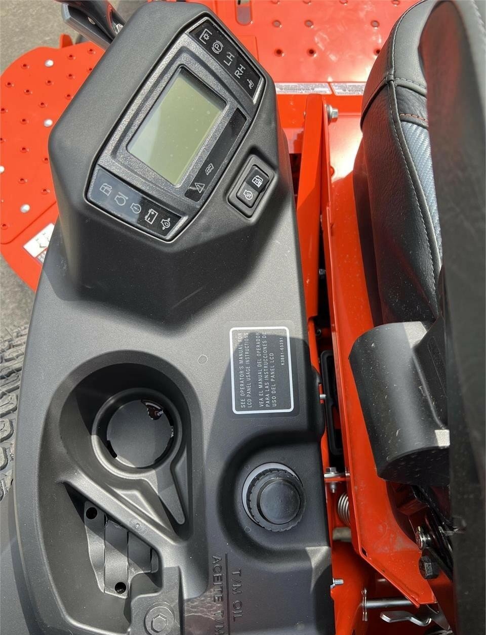 Kubota Z781i Lawn Mower - undercarriage detail