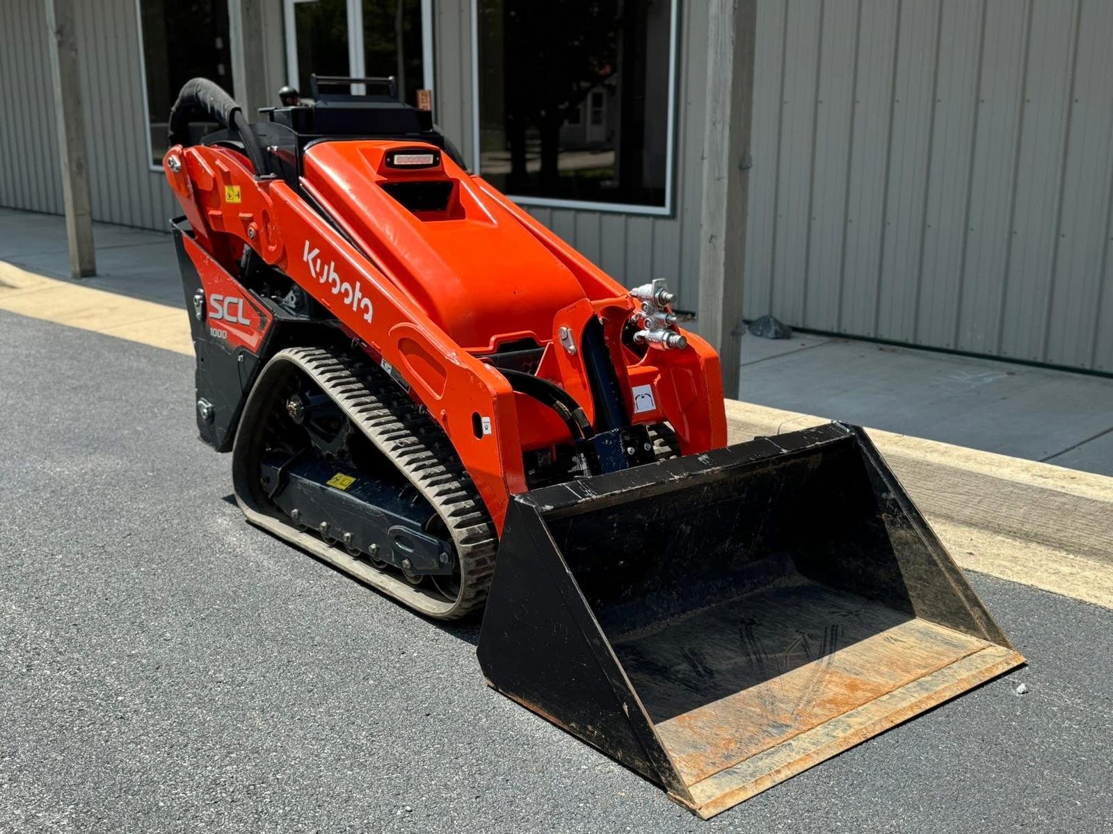 2024 Kubota SCL1000 - front view