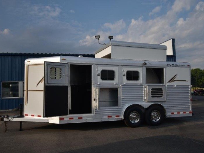 2008 C and C Trailers 4 Horse Bumper Horse Trailer