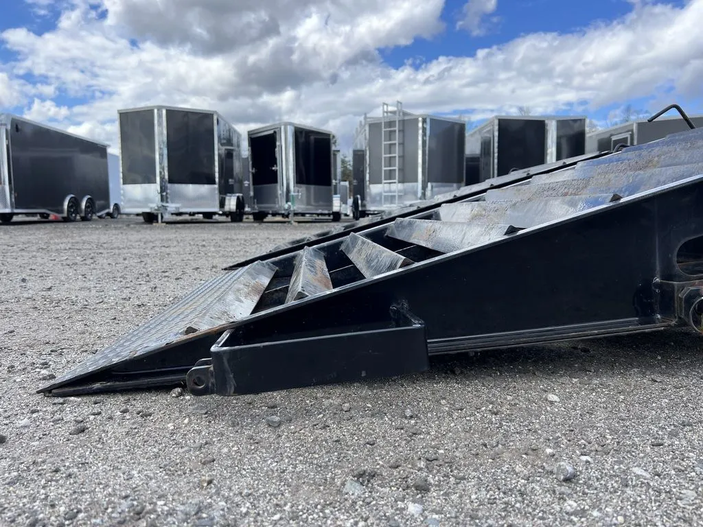 2022 Iron Bull Trailers 8.5×25 22K Deckover Equipment Hauler w/Rampage Ramps